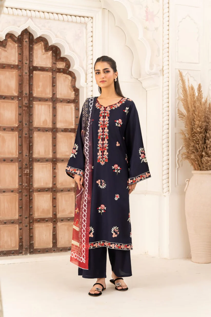 Lavish (Embroidery 3 Pcs)
